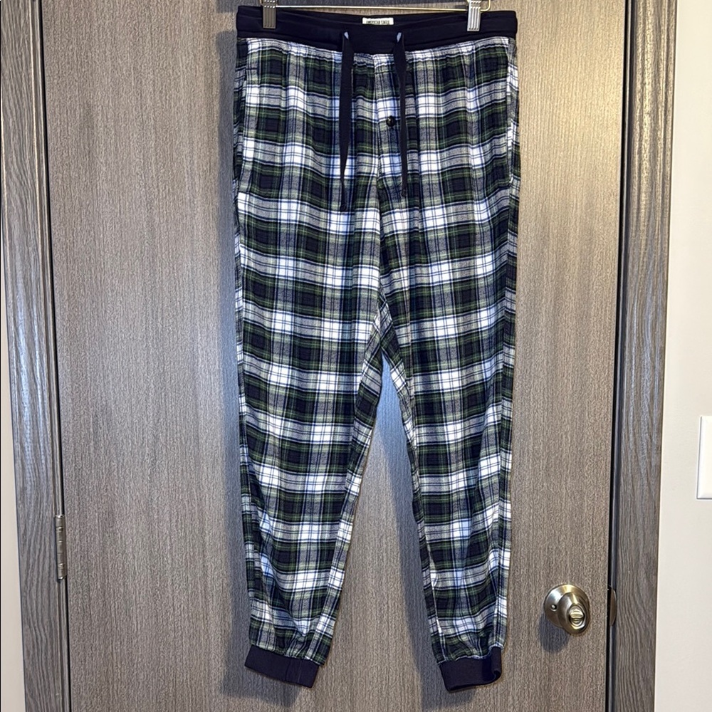 American Eagle Outfitters Men's Plaid Flannel PJ Jogger Pant Size Small NWOT